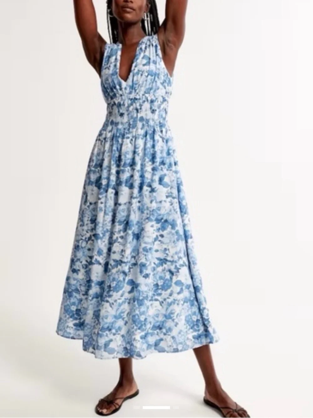 Abercrombie & Fitch Blue Floral V-Neck Maxi Dress